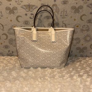 Micheal Kors small white and grey tote NWOT